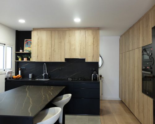 Reforma integral de duplex con cocina abierta con isla